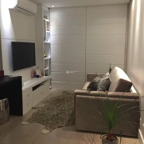 Apartamento com 2 Quartos à venda, 56m² no Jardim Sabará, Porto Alegre