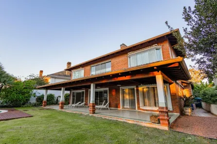 Casa de Condomínio com 5 Quartos à venda, 20m² no Chapéu do Sol, Porto Alegre