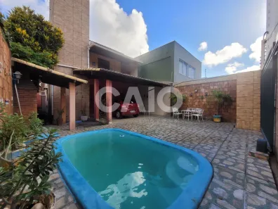 Casa com 4 Quartos à venda, 191m² no Lagoa Nova, Natal