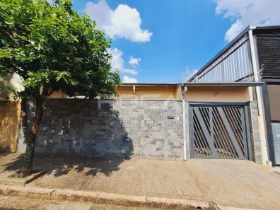 Casa com 3 Quartos à venda, 135m² no Jardim São João Batista, São Carlos