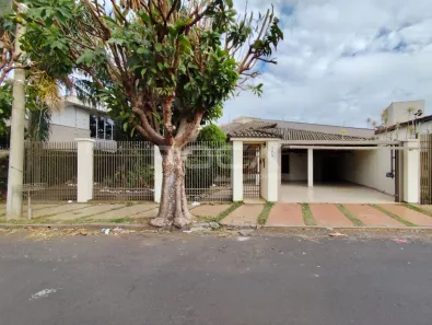 Casa com 3 Quartos à venda, 370m² no Vila Brasília, São Carlos