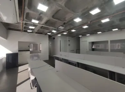 Sala Comercial para alugar, 200m² no Itaim Bibi, São Paulo