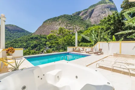 Casa de Condomínio com 5 Quartos para alugar, 600m² no Joá, Rio de Janeiro