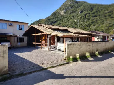 Casa com 6 Quartos à venda, 197m² no Armação do Pântano do Sul, Florianópolis