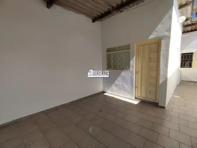 Casa com 1 Quarto para alugar, 60m² no Estados Unidos, Uberaba