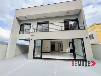 Apartamento com 3 Quartos à venda, 180m² no Trindade, Florianópolis