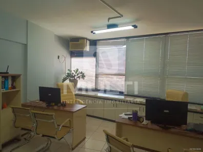 Sala Comercial com 1 Quarto à venda, 33m² no Centro, Uberlândia