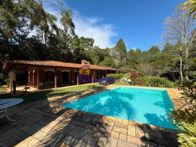 Casa de Condomínio com 2 Quartos para alugar, 2600m² no Curral, Ibiúna
