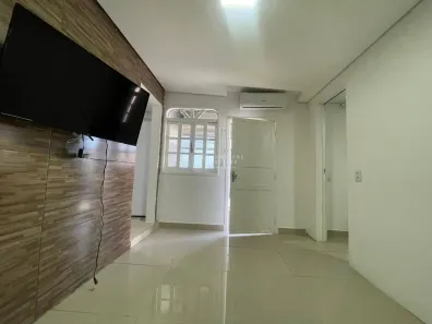 Casa com 2 Quartos para alugar, 70m² no Nações, Balneário Camboriú