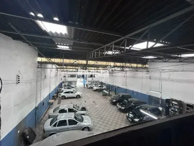 para alugar, 3700m² no Vila Mathias, Santos