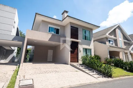 Casa com 3 Quartos à venda, 239m² no Santa Felicidade, Curitiba