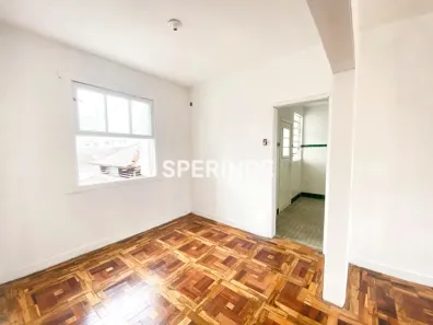 Apartamento com 2 Quartos para alugar, 81m² no Santa Cecília, Porto Alegre