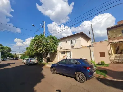 Sobrado com 3 Quartos à venda, 400m² no Santa Rosa, Londrina