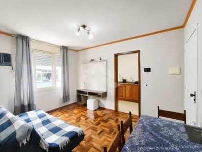 Apartamento com 1 Quarto para alugar, 41m² no Jardim Itu, Porto Alegre