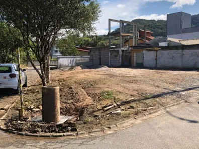 Lote/Terreno à venda, 313m² no Madri, Palhoça