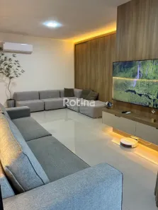 Apartamento com 3 Quartos à venda, 96m² no Cazeca, Uberlândia