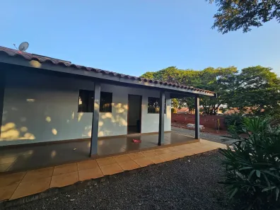 Casa com 3 Quartos à venda, 85m² no Conjunto Habitacional Requião, Maringá