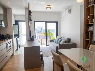 Apartamento com 2 Quartos à venda, 70m² no Centro, Florianópolis