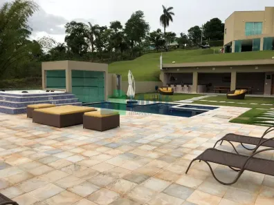 Fazenda/Sítio com 6 Quartos à venda, 1375m² no , Capitólio