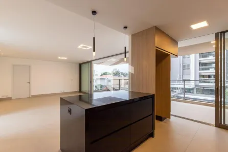 Apartamento com 3 Quartos para venda ou aluguel, 171m² no Nova Campinas, Campinas