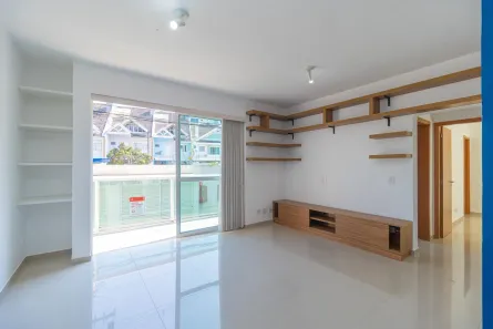 Apartamento com 2 Quartos para alugar, 62m² no Campina do Siqueira, Curitiba