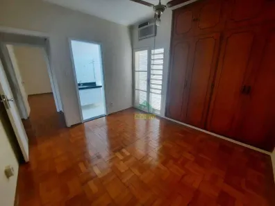 Sobrado com 3 Quartos para alugar, 199m² no Jardim Nova Yorque, Araçatuba