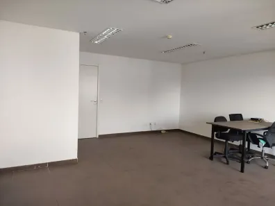 Sala Comercial à venda, 45m² no Vila Hamburguesa, São Paulo