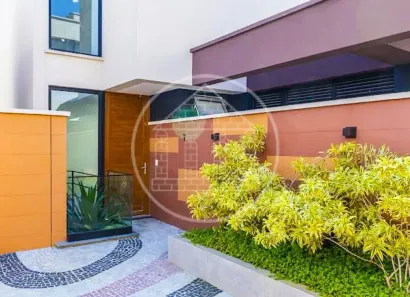 Sobrado com 4 Quartos à venda, 350m² no Jardim Cordeiro, São Paulo