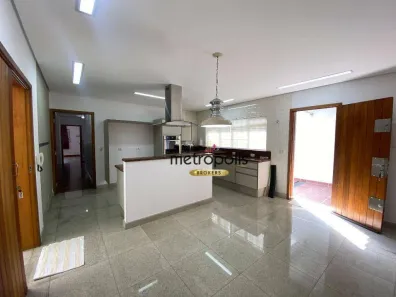 Casa com 3 Quartos para alugar, 261m² no Osvaldo Cruz, São Caetano do Sul