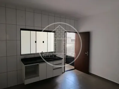 Casa com 1 Quarto para alugar, 40m² no Jardim Iporanga, São Paulo