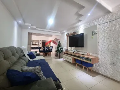 Sobrado com 3 Quartos à venda, 195m² no Parque Jaraguá, Bauru