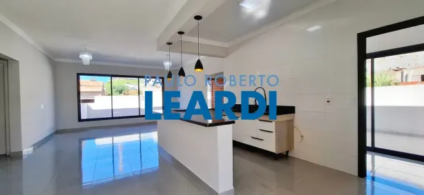 Casa com 3 Quartos para alugar, 160m² no Jardim Jurema, Valinhos
