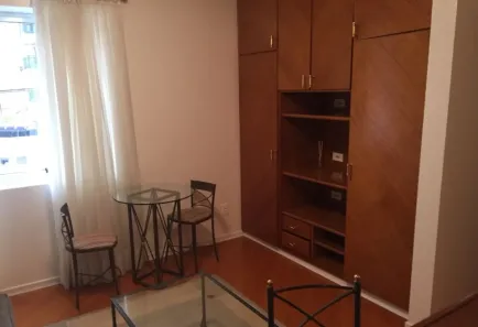 Flat com 1 Quarto para alugar, 40m² no Cerqueira César, São Paulo