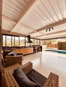 Casa com 4 Quartos à venda, 210m² no Parque Imperador, Bragança Paulista