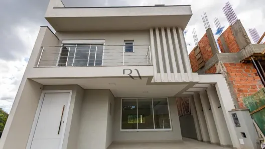 Casa de Condomínio com 3 Quartos à venda, 213m² no Pilarzinho, Curitiba