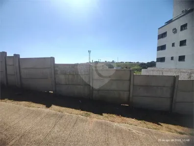 Lote/Terreno à venda, 195m² no Residencial Jardins da Catalunha, Atibaia