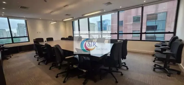Sala Comercial para alugar, 400m² no Vila Olímpia, São Paulo