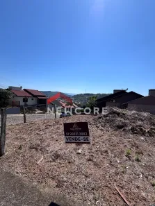 Lote/Terreno à venda, 317m² no Guarujá, Parobé