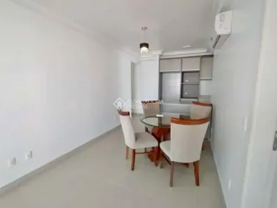 Apartamento com 2 Quartos para alugar, 70m² no Balneário, Florianópolis