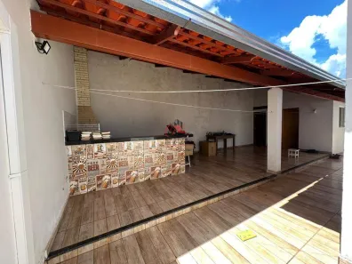 Casa de Condomínio com 2 Quartos à venda, 136m² no Vila Arquelau, Uberaba