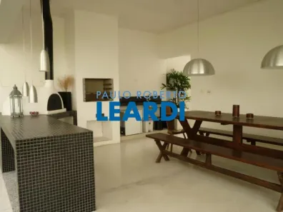 Sobrado com 3 Quartos à venda, 220m² no Jardim Leonor, São Paulo
