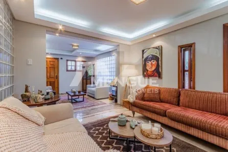 Casa com 4 Quartos à venda, 210m² no Três Figueiras, Porto Alegre