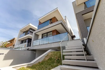 Casa de Condomínio com 4 Quartos à venda, 247m² no Vista Alegre, Curitiba