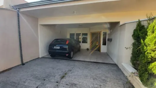 Casa com 3 Quartos para alugar, 120m² no Jardim Maria Izabel, Marília