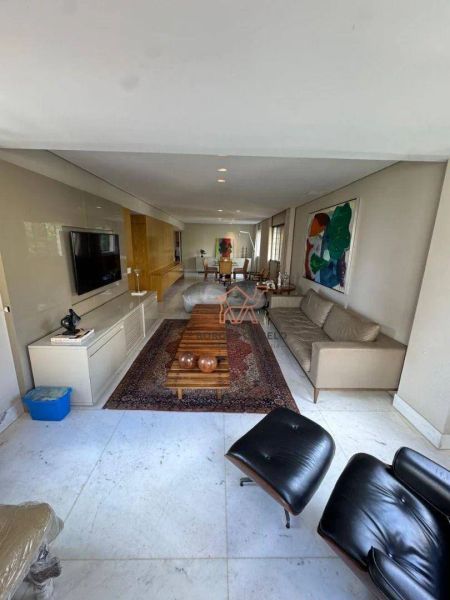 Apartamento com 3 quartos — Serra, Belo Horizonte
