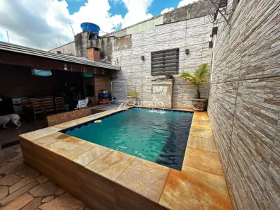 Casa com 3 Quartos à venda, 200m² no Vila Militar, Uberaba
