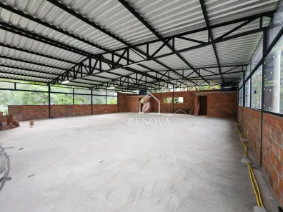 Ponto Comercial para alugar, 200m² no Pimenteiras, Teresópolis