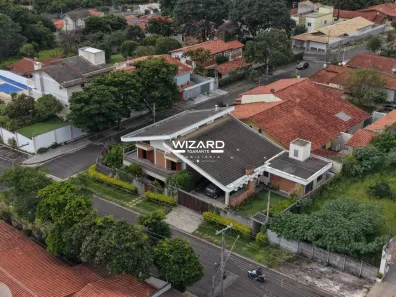 Sobrado com 4 Quartos à venda, 305m² no Jardim do Lago, Atibaia
