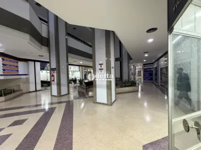 Ponto Comercial para alugar, 44m² no Centro, Uberlândia