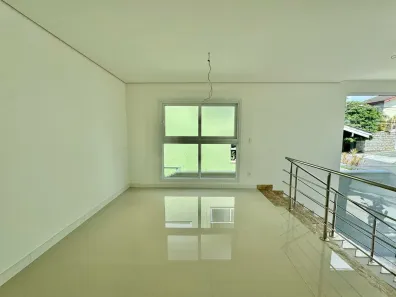 Casa de Condomínio com 3 Quartos para alugar, 290m² no Vila Oliveira, Mogi das Cruzes